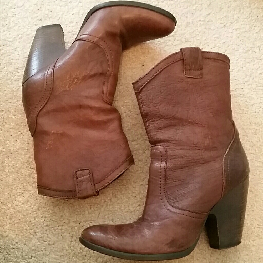 Awesome LUZZI Western Style Booties 8